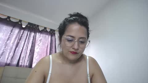 Johanna online show from May 17, 9:00 pm