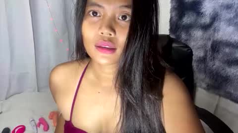 layslutty online show from March 8, 10:30 am