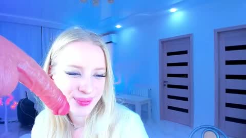 Snapshot of jane__klein chatting on January 4, 10:24 pm Jenia online show from January 4, 10:24 pm