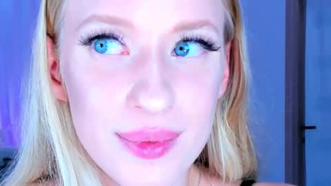 Snapshot of jane__klein chatting on September 11, 4:23 am Jenia online show from September 11, 4:23 am