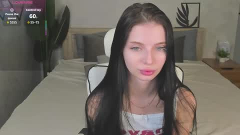 Eva online show from November 28, 11:07 pm