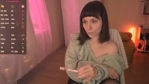 Snapshot of jane_kinn chatting on April 9, 6:52 am jane_kinn online show from April 9, 6:52 am