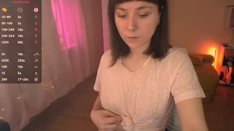 Snapshot of jane_kinn chatting on April 22, 5:43 am jane_kinn online show from April 22, 5:43 am