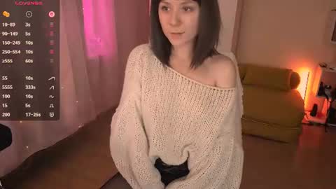 Snapshot of jane_kinn chatting on June 13, 4:43 am jane_kinn online show from June 13, 4:43 am
