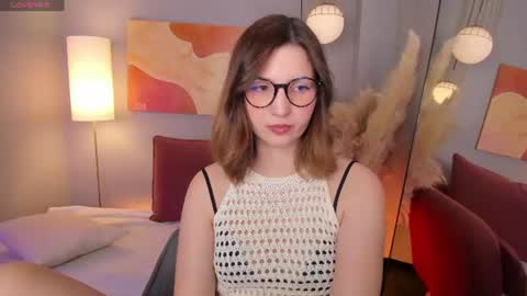 Snapshot of jane_pearl chatting on July 31, 6:35 am Jane online show from July 31, 6:35 am