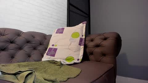 JANE  online show from January 20, 6:42 am