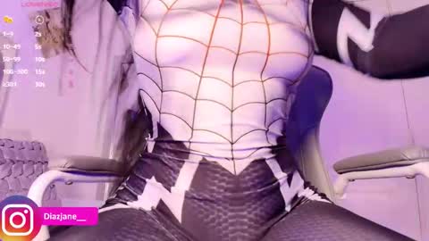 Jennifer online show from November 15, 8:27 pm