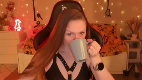 Snapshot of janegrey11 chatting on December 14, 5:07 pm Jane online show from December 14, 5:07 pm