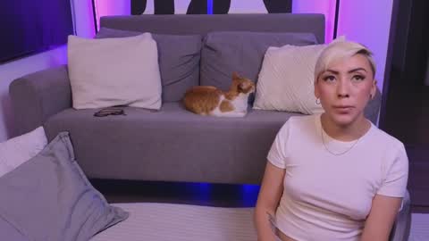 Jane online show from January 9, 3:15 am