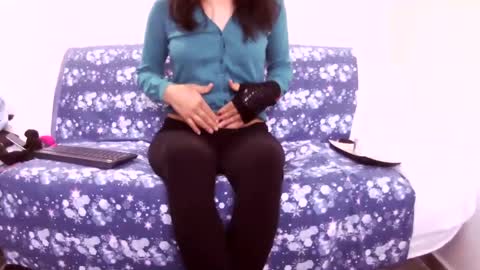 Snapshot of janehotmilf chatting on February 22, 5:34 am janehotmilf online show from February 22, 5:34 am