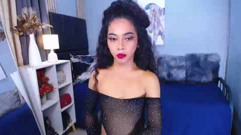 Snapshot of janemonet chatting on December 8, 9:35 am janemonet online show from December 8, 9:35 am