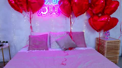 Snapshot of janerayan chatting on February 17, 5:08 pm JaneRayan online show from February 17, 5:08 pm