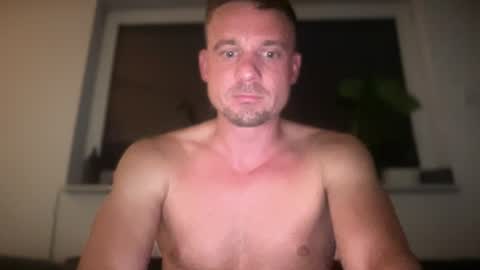 RoJan online show from August 9, 3:23 am
