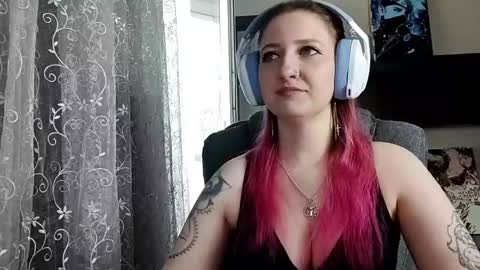 Persa online show from April 30, 2:23 pm