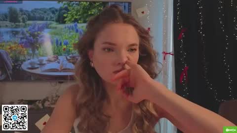 Hi Im Alice and here youll find something online show from March 17, 6:06 am