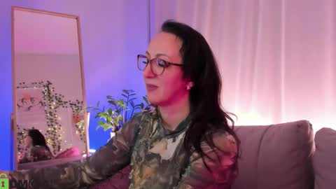 janice_garrett online show from February 10, 5:11 am