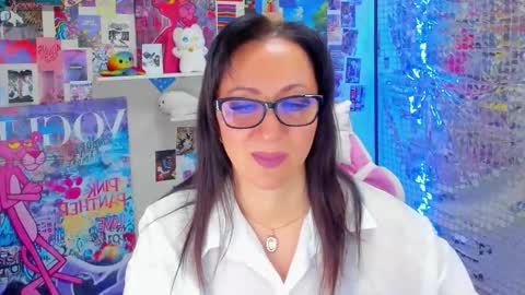 janice_garrett online show from February 11, 4:50 am