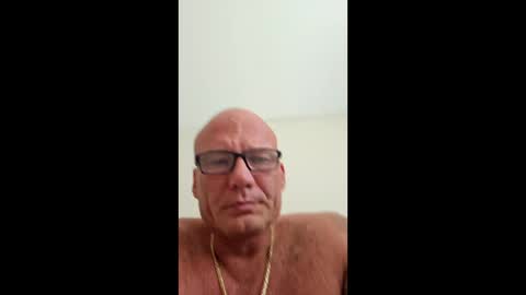 Snapshot of janika74 chatting on March 6, 11:39 am Work trkk driver online show from March 6, 11:39 am