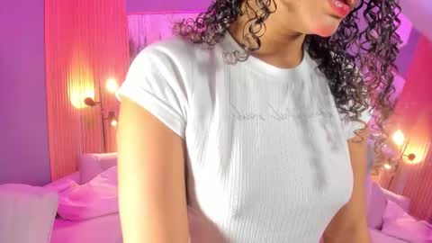 Snapshot of janinne_lu chatting on March 4, 10:54 am Janinne online show from March 4, 10:54 am