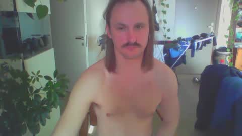 jankujan online show from March 30, 7:31 am