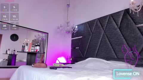 Snapshot of janna_foxx chatting on March 28, 4:23 am Janna online show from March 28, 4:23 am