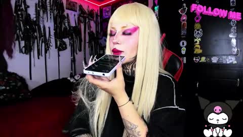      online show from October 10, 9:36 pm