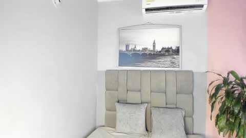 Janna online show from November 5, 10:59 am