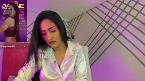 Snapshot of janne_lee chatting on December 27, 11:21 pm Janne for u online show from December 27, 11:21 pm