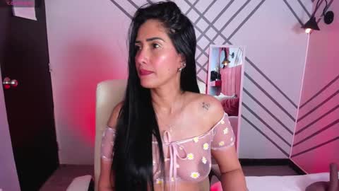 Snapshot of janne_lee chatting on February 21, 9:11 pm Janne for u online show from February 21, 9:11 pm