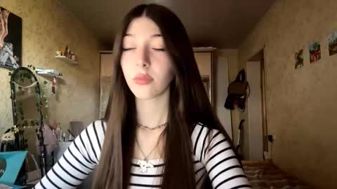 janntenpenny online show from September 16, 11:22 am