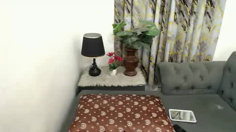 Snapshot of japanesse_pinayxx chatting on November 15, 8:00 am Belle Or Bella TIme online here 10am to 5pm online show from November 15, 8:00 am