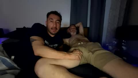 Snapshot of jaredanzelone chatting on March 29, 12:05 pm Jakeejakes online show from March 29, 12:05 pm