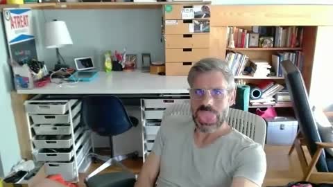 jareth_returns online show from September 9, 6:29 pm