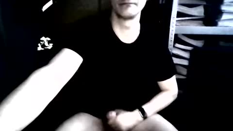 jaro880708 online show from April 12, 5:40 pm