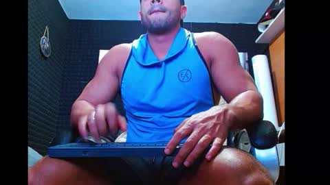 Snapshot of jarod131675 chatting on October 22, 9:36 pm jarod online show from October 22, 9:36 pm