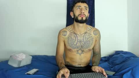 Snapshot of jaryandnick_smith chatting on November 5, 3:39 am jaryandnick_smith online show from November 5, 3:39 am