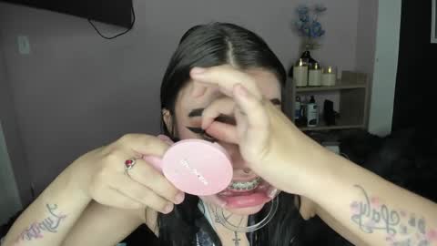 Snapshot of jas_miin chatting on May 15, 3:24 am Maria online show from May 15, 3:24 am
