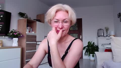 Jasmin room for people 40 online show from March 8, 6:17 am