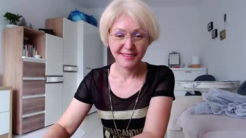 Jasmin room for people 40 online show from March 31, 12:38 pm