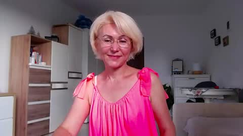 Jasmin room for people 40 online show from June 4, 1:28 pm
