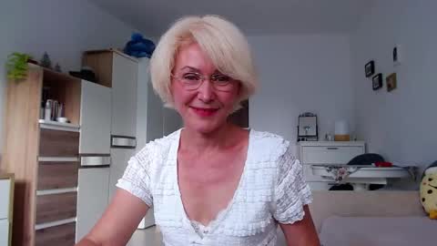 Jasmin room for people 40 online show from June 7, 1:04 pm