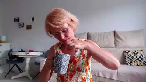 Jasmin room for people 40 online show from July 1, 1:24 pm