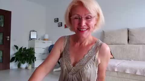 Jasmin room for people 40 online show from July 4, 1:17 pm