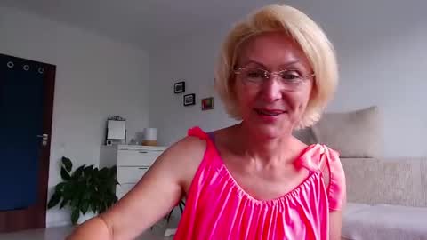 Jasmin room for people 40 online show from August 1, 6:01 am