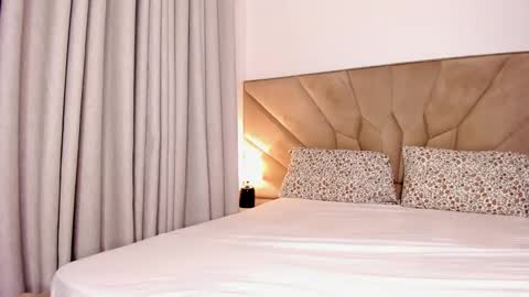 Snapshot of jasmin_melons chatting on November 6, 2:56 am jasmin_melons online show from November 6, 2:56 am