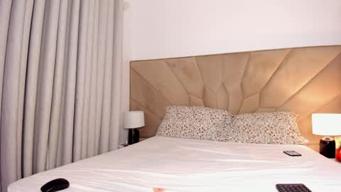 Snapshot of jasmin_melons chatting on November 24, 2:55 am jasmin_melons online show from November 24, 2:55 am