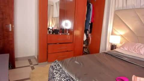 jasmin_melons online show from June 28, 3:01 am