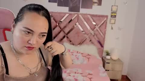 Snapshot of jasmine_1526 chatting on November 12, 11:21 am JASMINE online show from November 12, 11:21 am