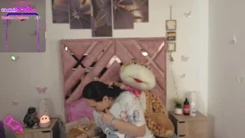 Snapshot of jasmine_1526 chatting on November 29, 11:57 am JASMINE online show from November 29, 11:57 am