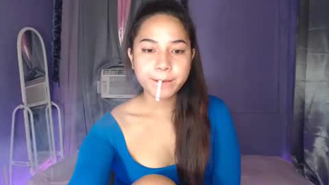 JASMINE online show from December 5, 1:25 am